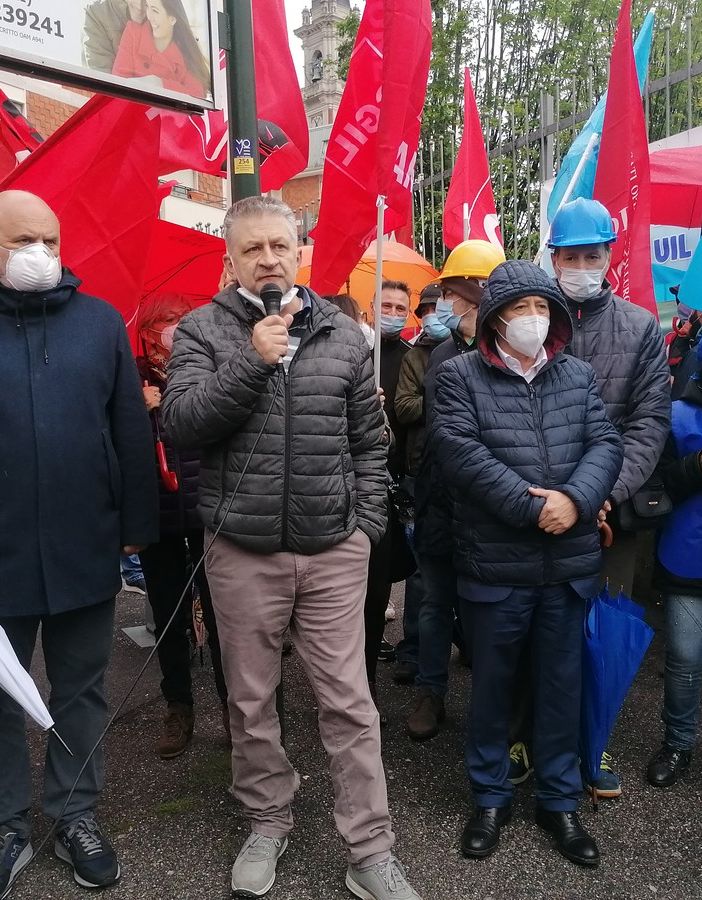 Morti sul lavoro, sindacati dal Prefetto: «Questa strage va fermata»