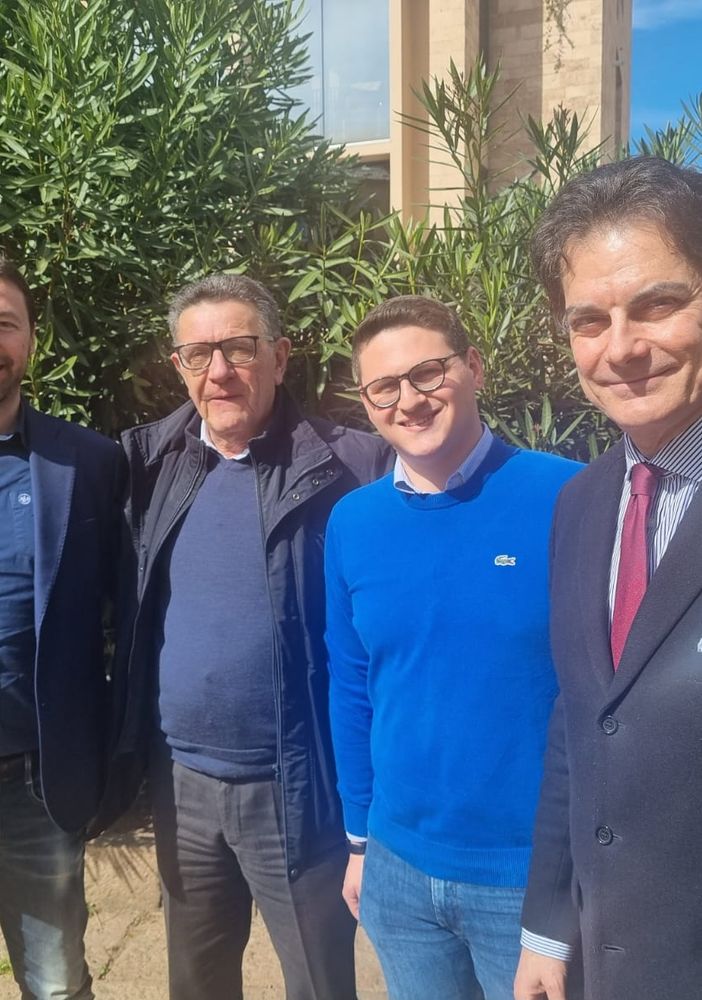 Forza Italia Varese, «parte forte il tesseramento 2024 con importanti adesioni fra i sindaci della nostra provincia»