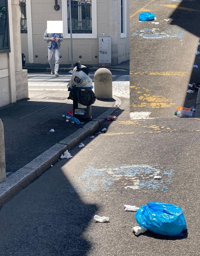 Il triste spettacolo che si ripete, visto da due prospettive