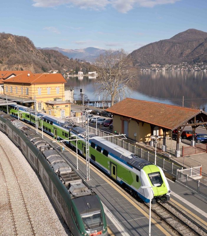 Tempo di gite e vacanze, più corse verso Laveno e Arona il sabato e i festivi. Raddoppiano i treni del mare da Gallarate per la Liguria