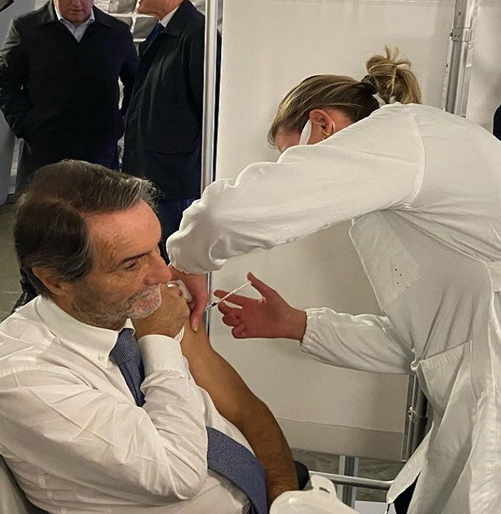 Campagna antinfluenzale e anti Covid-19: vax day il 25 novembre