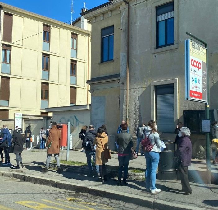 Il punto vaccini di viale Borri a Varese