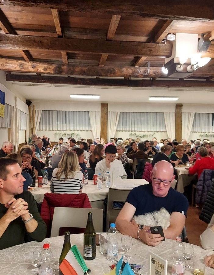 &quot;ogni bùsca l'e 'na trae&quot; - ogni pagliuzza diventa una trave