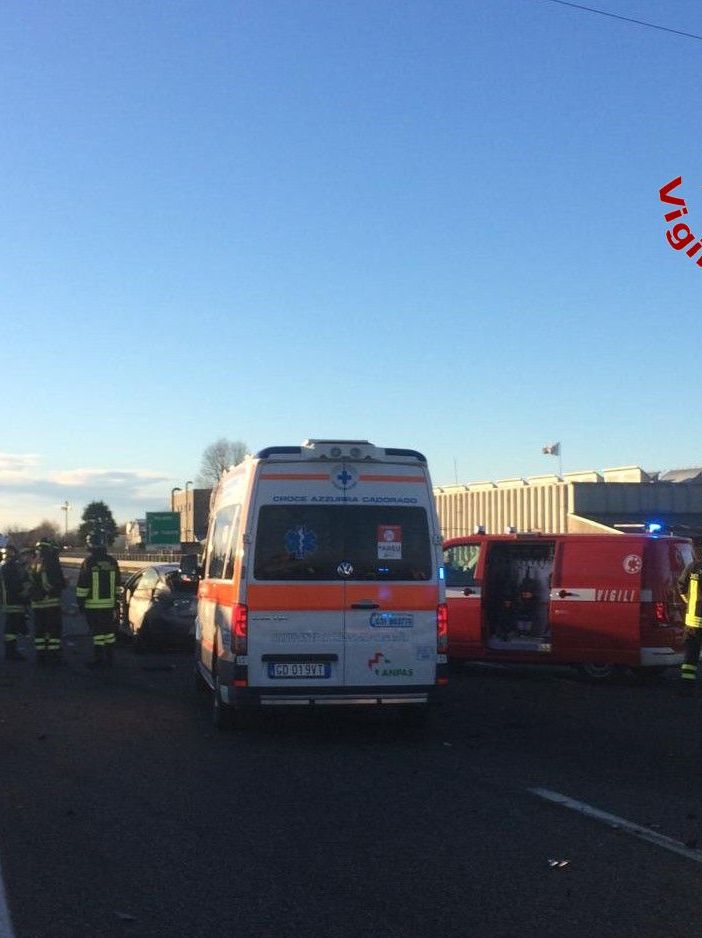 Le immagini dell'incidente stradale avvenuto sull'autostrada A9