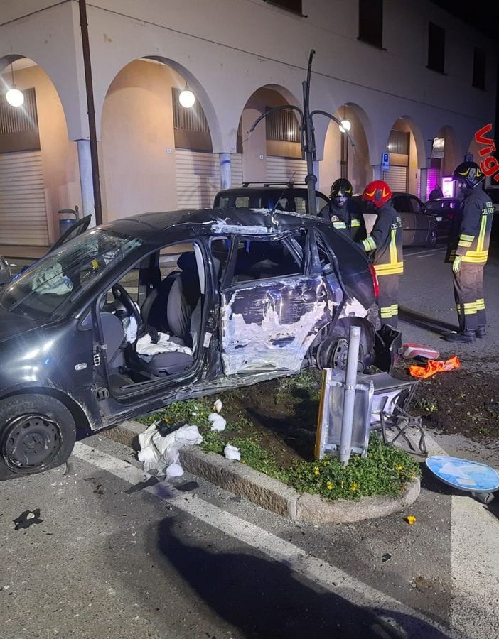 Le immagini dell'incidente di questa notte a Lonate Ceppino