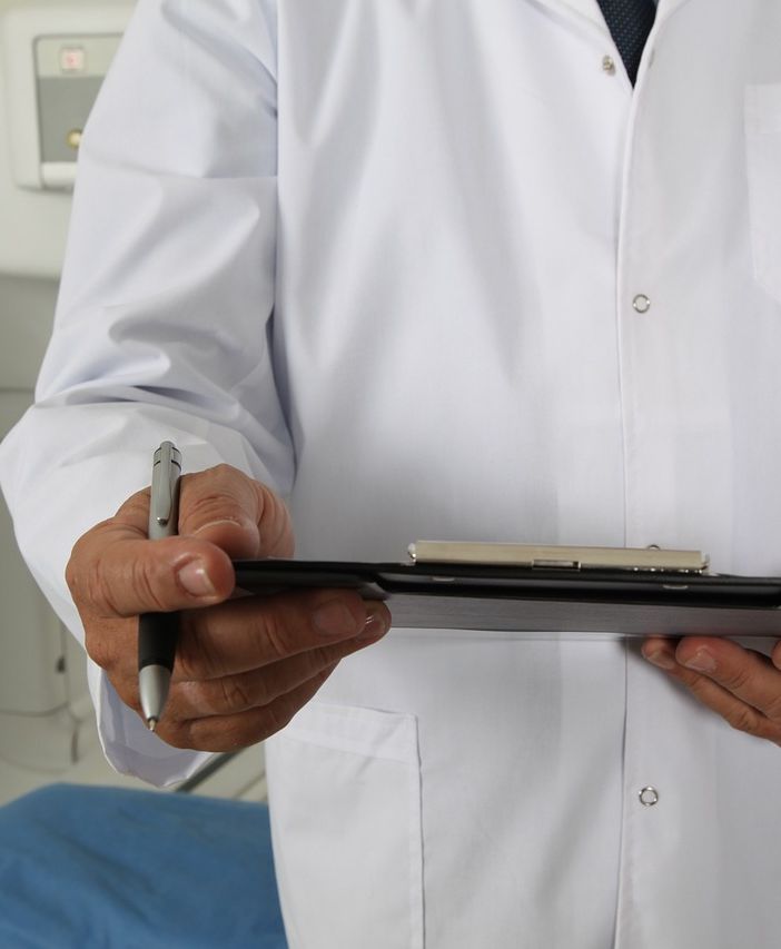 Sanità lombarda, il quarto cambio di direttore in nove mesi: critiche del Pd