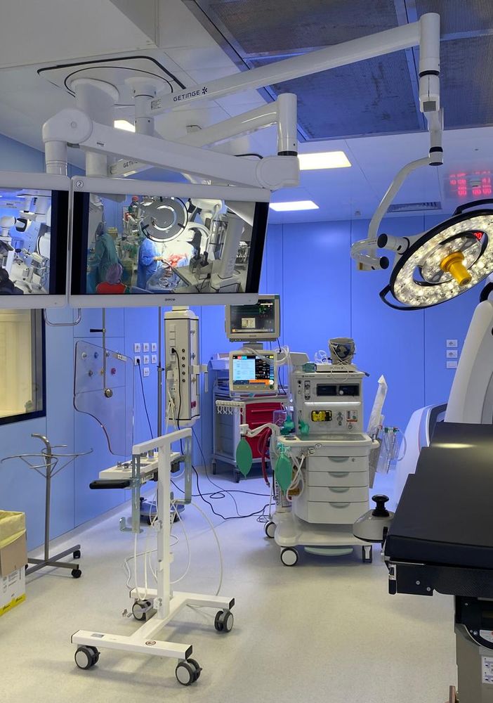 La sala operatoria &quot;ibrida&quot; dell'ospedale di Circolo di Varese