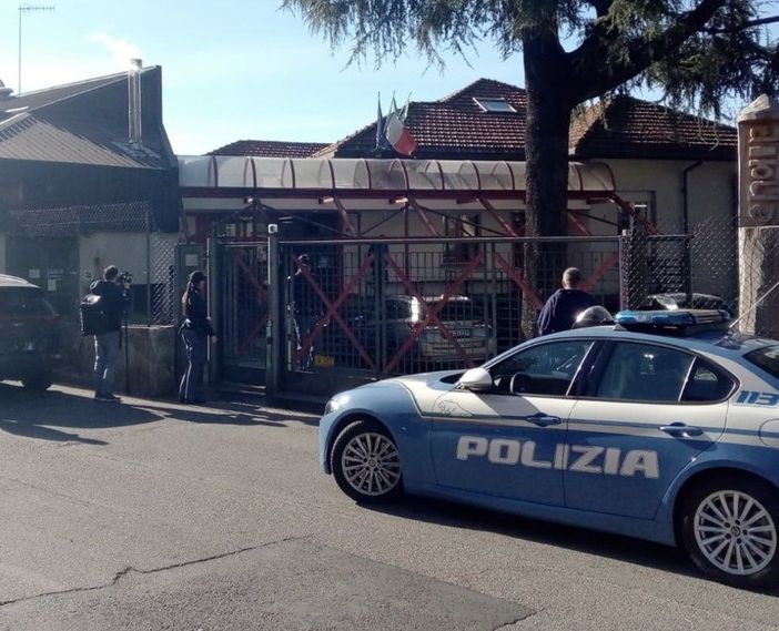 A processo con il rito immediato lo studente di 17 anni che lo scorso febbraio accoltellò la sua insegnante all'Enaip di Varese
