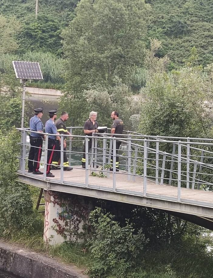Ancora senza esito le ricerche dell'operaio caduto venerdì nel fiume Adda nel Milanese