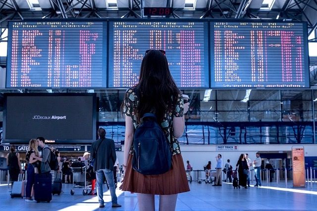 Ai giovani non piace piu’ l’Italia