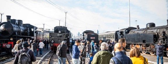 Il mondo delle ferrovie si apre ad uno spettacolare “viaggio” nel tempo Il mondo delle ferrovie si apre ad uno spettacolare “viaggio” nel tempo