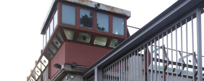 Notte di ricerche in città ma gli evasi sono ancora in fuga