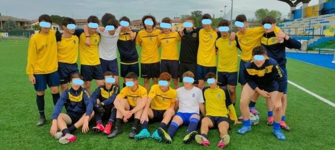 La squadra under17 dell'Ardor Lazzate
