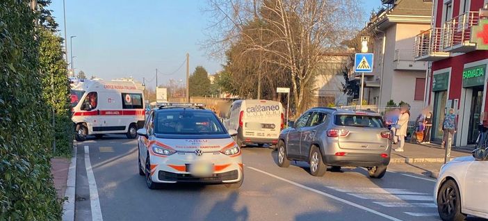 VIDEO E FOTO. Pedone investito sulle strisce a Busto VIDEO E FOTO. Pedone investito sulle strisce a Busto