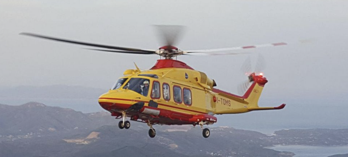 Scontro auto-moto a Cairate: arriva l'elisoccorso, un ferito grave