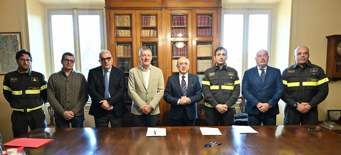 La firma dell'accordo in Prefettura sulla sicurezza a scuola