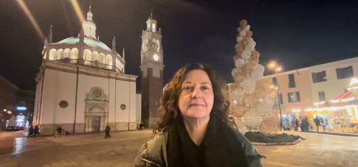 VIDEO. Spente le luminarie, si accendono i falò a Busto