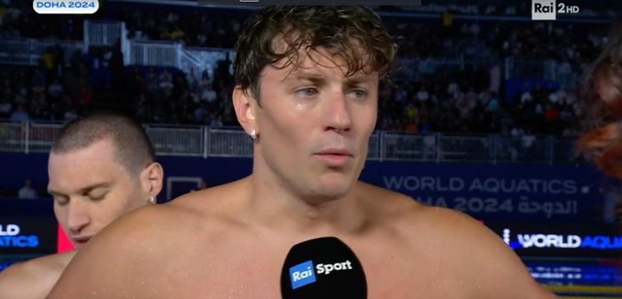 Martinenghi, un finale da campionissimo: trascina al bronzo mondiale la staffetta mista