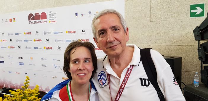 La schermista paralimpica Laura Tosetto e il maestro Giancarlo Toran