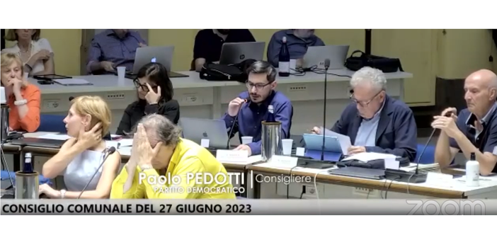 Berlusconi, consiglieri fuori dall’aula: dal Comitato Antifascista «solidarietà e adesione» Berlusconi, consiglieri fuori dall’aula: dal Comitato Antifascista «solidarietà e adesione»