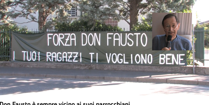 Uno striscione dei ragazzi di qualche mese fa e don Fausto mentre fa gli auguri di Pasqua su Solwebtv