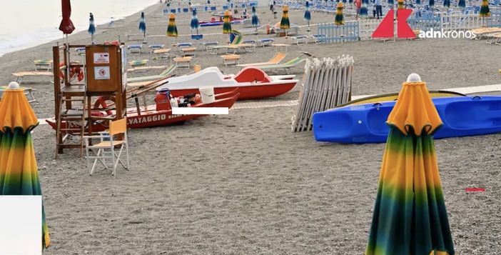 L'estate può attendere, gli aumenti no: +5% sulle spiagge italiane