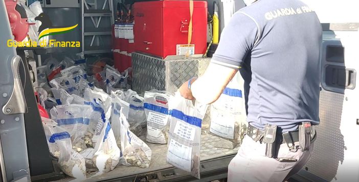 Slot machine: giocate non versate all'erario, la Finanza di Varese sequestra oltre quattro milioni e mezzo di euro