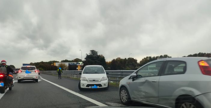 L'incidente sull'A8 all'uscita di Busto Arsizio