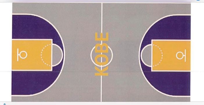 Al parco Carducci un campo dedicato a Kobe. Nelle foto sotto: la nuova pavimentazione in resina del campetto da volley