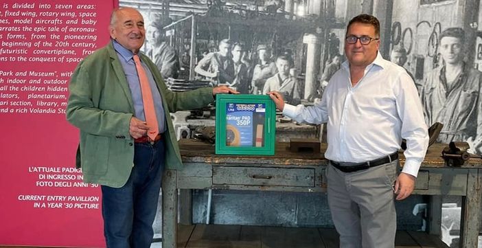 Un defibrillatore per Volandia: grazie al cuore di uno sponsor Un defibrillatore per Volandia: grazie al cuore di uno sponsor