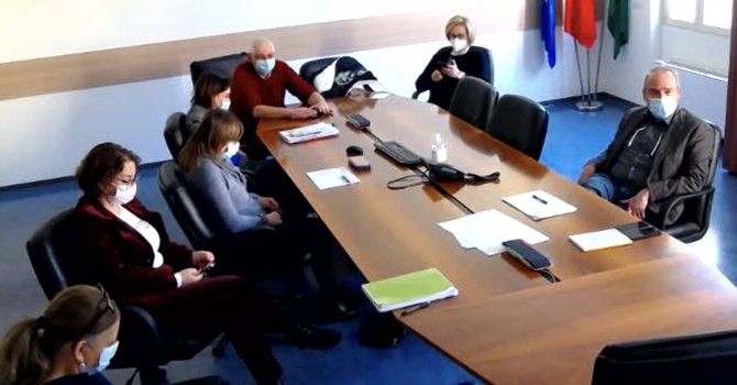 Coronavirus, in provincia di Varese in una settimana 30% di positivi in più. A Gallarate 60 linee vaccinali Coronavirus, in provincia di Varese in una settimana 30% di positivi in più. A Gallarate 60 linee vaccinali