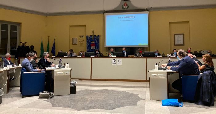 Guerra in Ucraina, il gruppo di Farioli chiede «un capitolo di bilancio e un Iban dedicati all’emergenza» Guerra in Ucraina, il gruppo di Farioli chiede «un capitolo di bilancio e un Iban dedicati all’emergenza»