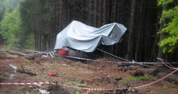 Lunedì si valuterà come recuperare la cabina schiantatasi al Mottarone Lunedì si valuterà come recuperare la cabina schiantatasi al Mottarone