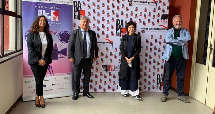 Il Baff si fa in un weekend con Legnanesi, Mogol e Bisio