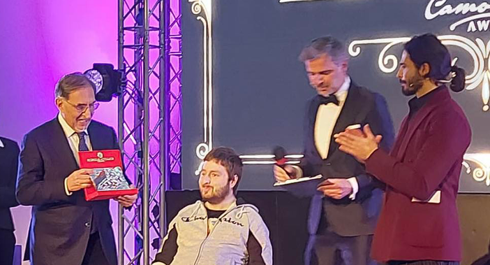 foto dalla pagina Facebook del presidente