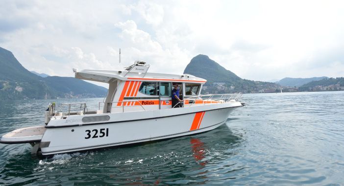 Ripartite all'alba le ricerche delle due persone disperse nelle acque del lago Ceresio: ancora nessuna traccia