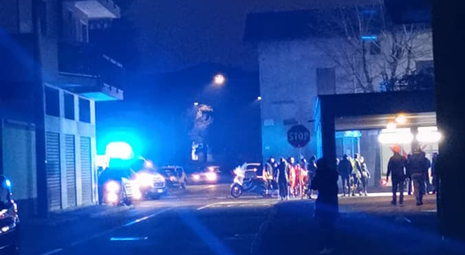 L'incidente ieri sera ha visto coinvolto un ciclomotore (foto per cortesia di Betty Borroni)