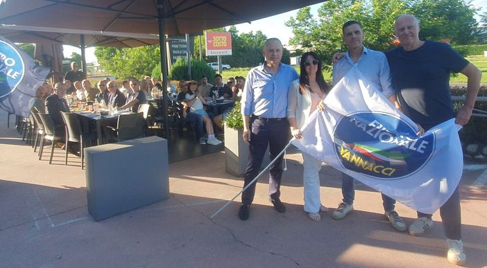 Vannacciani bustocchi verso Roma: «Grande entusiasmo. A settembre il nostro possibile candidato sindaco» Vannacciani bustocchi verso Roma: «Grande entusiasmo. A settembre il nostro possibile candidato sindaco»