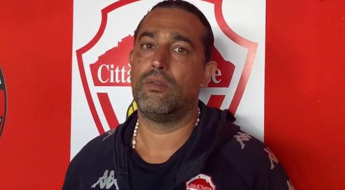 Porro si dimette, sulla panchina del Varese in arrivo De Paola