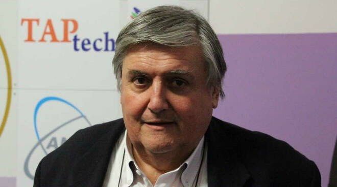 Eros Pogliani nuovo diesse del Legnano: «Che emozione essere qui, piazza meravigliosa» Eros Pogliani nuovo diesse del Legnano: «Che emozione essere qui, piazza meravigliosa»