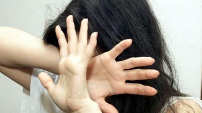 Mariti violenti, a Busto la polizia scopre due casi in poche ore. Entrambi arrestati
