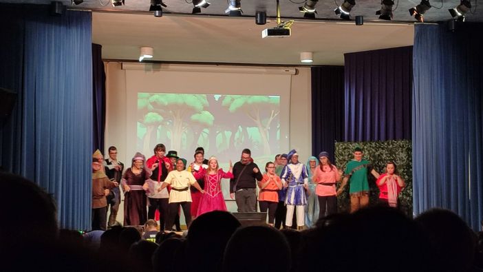 "Insieme è bello". E anche di successo: una lezione irresistibile "Insieme è bello". E anche di successo: una lezione irresistibile