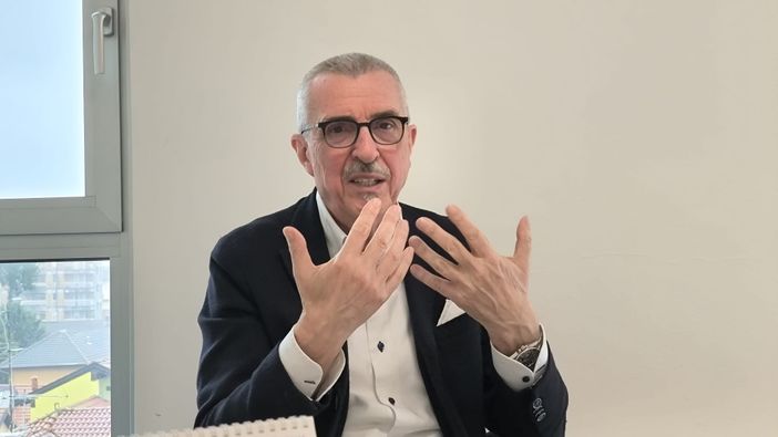 VIDEO. Busto Nuoto, un'eccellenza sull'orlo del baratro VIDEO. Busto Nuoto, un'eccellenza sull'orlo del baratro