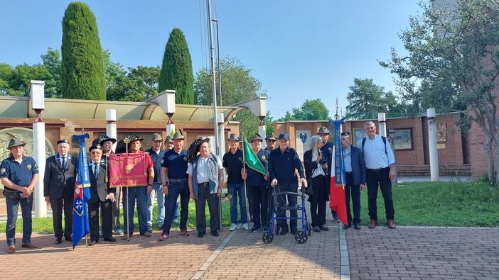Busto, l'omaggio alla Repubblica