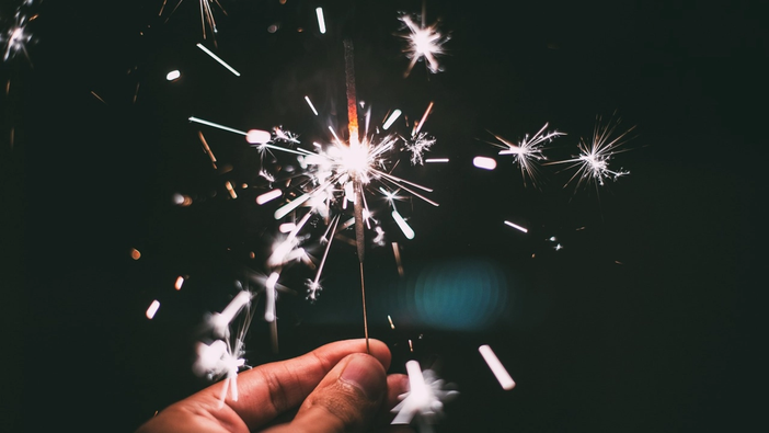 Capodanno: cabaret e concerti per festeggiare insieme Capodanno: cabaret e concerti per festeggiare insieme