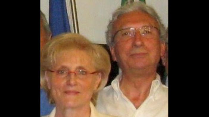 Mary e Gianni Maddaluno. Nella foto sotto, Mary con la figlia Rossella