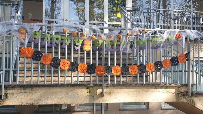 L’Halloween gentile delle scuole di Borsano e Sacconago L’Halloween gentile delle scuole di Borsano e Sacconago