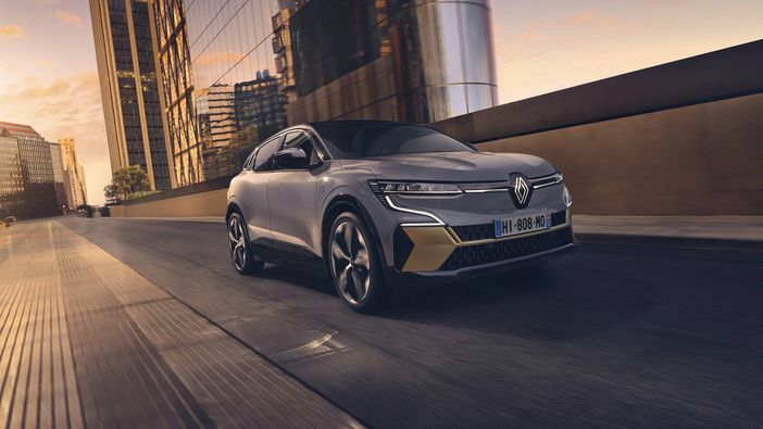 Nuova Renault Mégane E-TECH: tecnologia è anche sicurezza. Scoprila nei Paglini Store