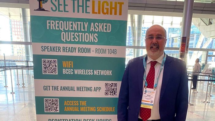 L’anatomopatologia dell’Insubria applaudita a Boston: il varesino Stefano La Rosa eletto presidente della Endocrine pathology society L’anatomopatologia dell’Insubria applaudita a Boston: il varesino Stefano La Rosa eletto presidente della Endocrine pathology society