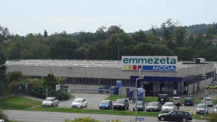L'ex negozio Emmezeta moda di Vergiate sul Sempione